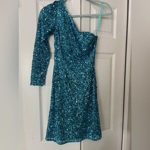 ASHLEYlauren Mini Cocktail Dress One Sleeve Size 2